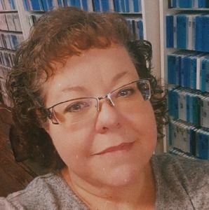 Meet your Posher, Vickie